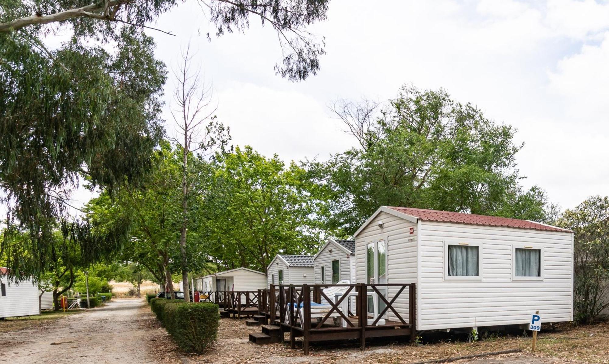 Отель Parque De Campismo Orbitur Эвора Экстерьер фото
